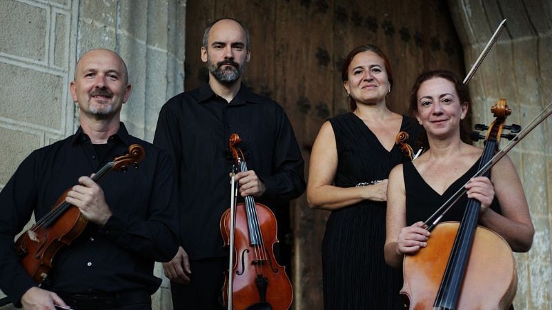 Portada de Agitación y Cultura